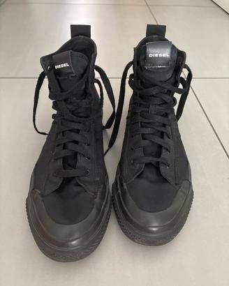 Scarpe uomo Diesel nere 44