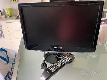 Samsung B1930HD TV/Monitor 19” + staffa muro