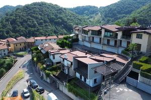 PORZIONE DI CASA CIELO TERRA DA RISTRUTTURARE A PA
