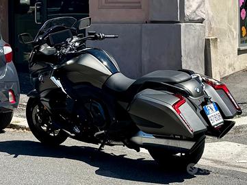 Moto BMW K1600B