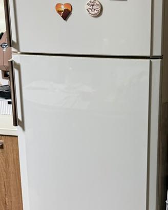 Frigorifero hotpoint hariston