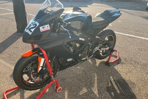 Suzuki gsx r 750 pista
