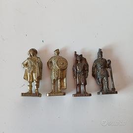 4 soldatini piombo uovo Kinder anni 70 incss scozi