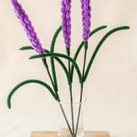 Fiori in ciniglia fatti a mano