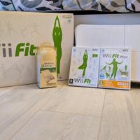 Wii balance board con protezione + giochi Wii Fit