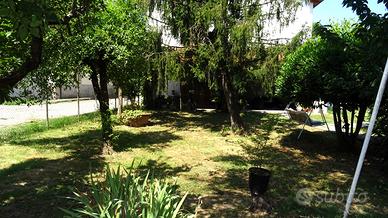 Rif.021 Terratetto con giardino, terreno e rimessa