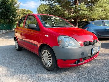 Yaris 1000 68cv 5p