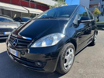 MERCEDES-BENZ A 160 BlueEFFICIENCY Executive