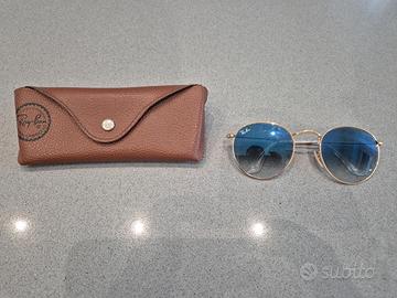 Occhiali Ray-Ban con custodia