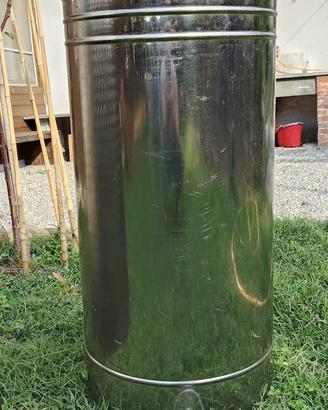 cisterna in acciaio da 200L. 200.00