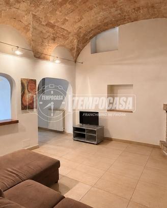 TERRA-CIELO INDIPENDENTE NEL CUORE DEL CENTRO STOR