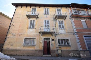 Rif.2460RA83571| palazzo bettola