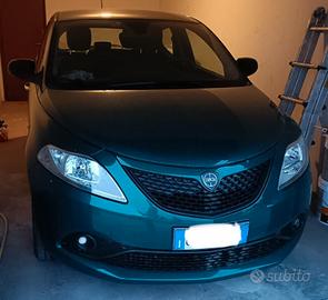 Lancia y GPL/Benzina