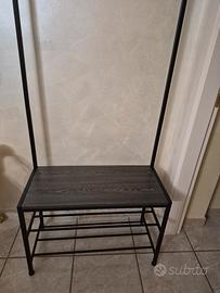 appendiabiti e lampioni giardino