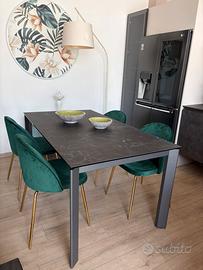Tavolo allungabile 160x 90 allungabile a 280
