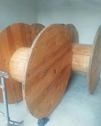 Bobina tavolo in legno 1600x1600 per esterni