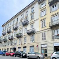 LOCALE COMMMERCIALE DA REDDITO IN STRATEGICA POSIZ