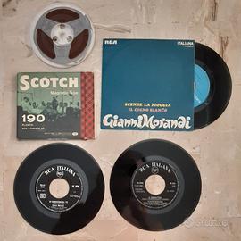 Bobina nastro magnetico e 10 dischi in vinile 