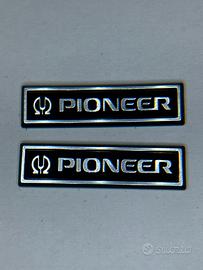 Loghi pioneer