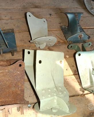 staffa portaruota vespa 125 faro basso posteriore