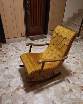 poltrona dondolo vintage