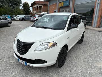 Lancia Ypsilon 0.9 TwinAir 85 CV Metano