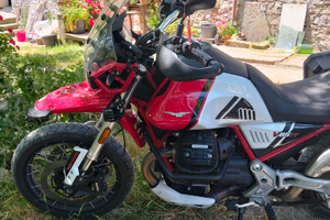 Moto Guzzi TT 850 "corsa" ( Mandello Lario)
