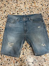 T shirt e bermuda