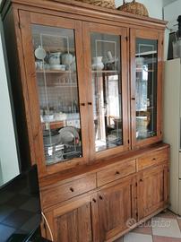 Credenza e tavolo cucina