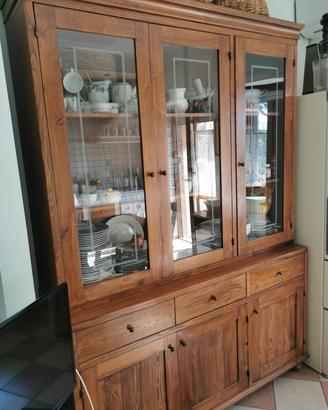 Credenza e tavolo cucina