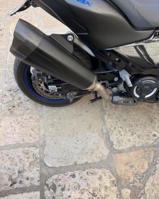 Marmitta akrapovic t max 560