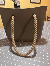 Borsa Obag