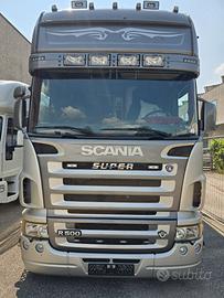 Van trasporto 7 cavalli Scania R 500 V8