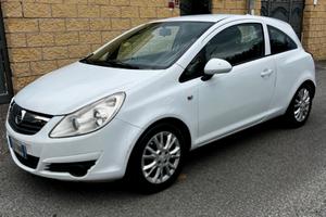 Opel Corsa 1.2 80CV 3 porte GPL-TECH Club