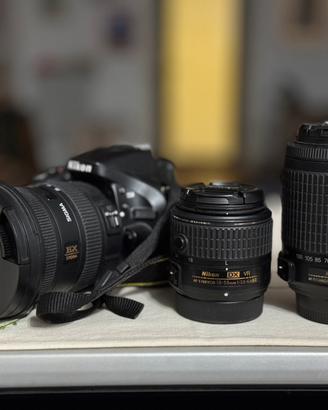 Nikon 5200 piu 3 obbiettivi