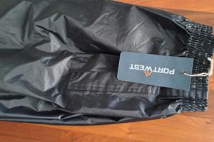 Pantaloni antipioggia