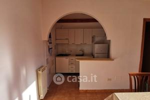 BRACCIANO MONOLOCALE ARREDATO Con BALCONE/P.AUTO