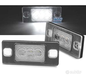 LUCI LED TARGA VOLKSWAGEN VW TIGUAN TOUAREG GOLF V