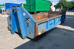 CONTAINER SCARRABILE USATO A CIELO APERTO