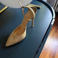 Scarpa tacco Stilette beige vernice