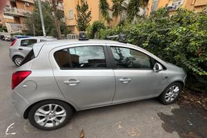Opel Corsa grigia - 1.2 Cosmo