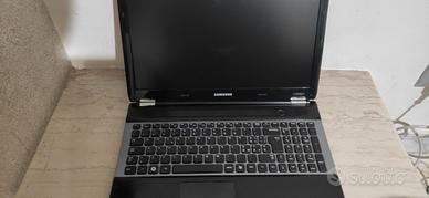 Notebook Samsung i5 6GB RAM