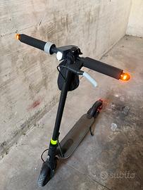 Monopattino elettrico Xiaomi 1S solo 200km - Nuovo