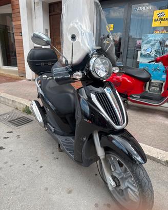 Piaggio Carnaby cruiser 300 i.e.