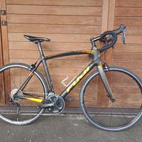 Bici da corsa in carbonio Fuji Gran Fondo roadbike