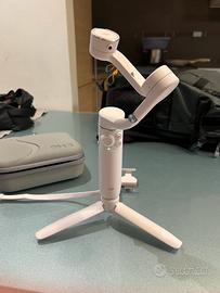 DJI OM 5 Stabilizzatore a 3 Assi per Smartphone