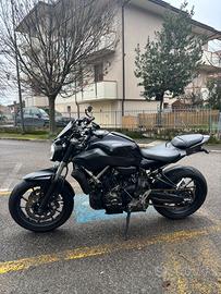 Yamaha MT 07 A2