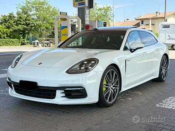 Porsche Panamera Sport Turismo 4S 2.9 E-Hybrid