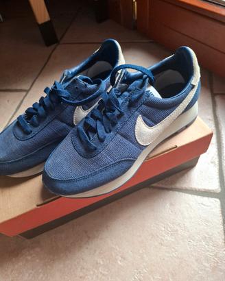 Sneakers Nike sportive donna blu e beige EUR 39 UK