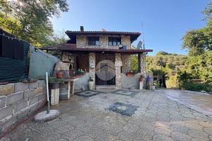 CASA INDIPENDENTE A PALOMBARA SABINA